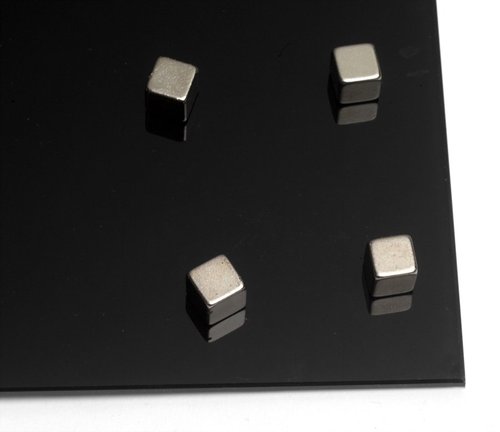 Spoko super siln magnety - krychle, stbrn